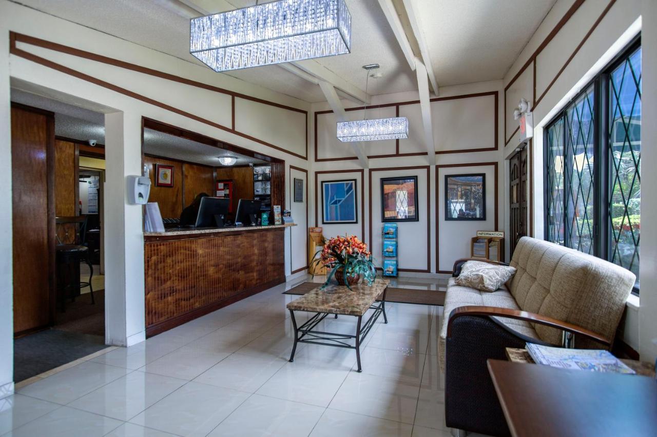 Spinnaker Inn Of Naples Vineyards Экстерьер фото